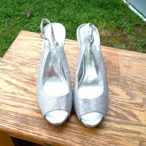 Bin 19. Rampage heels